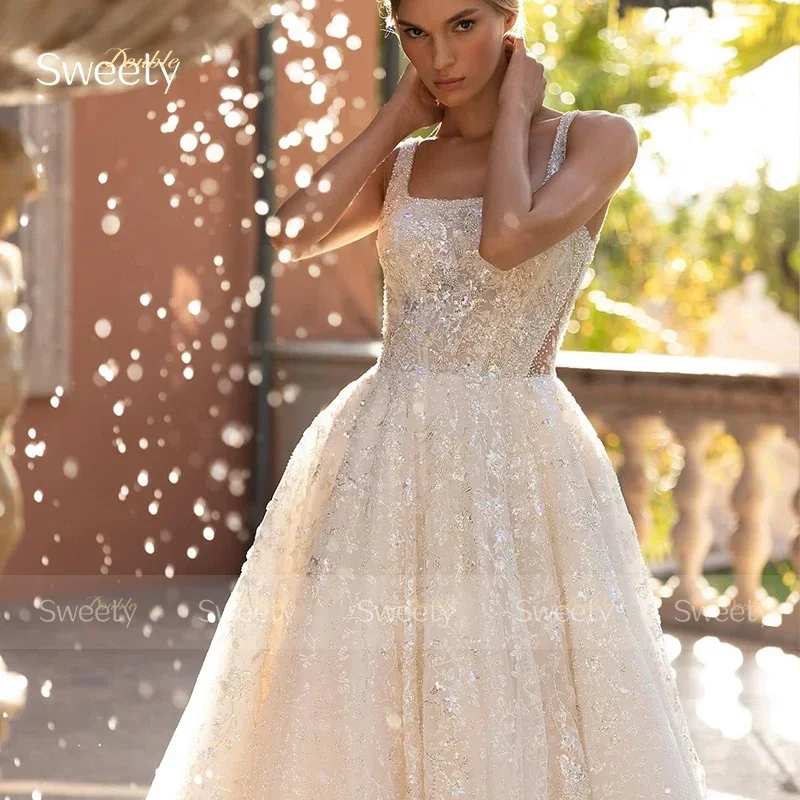 Elegant Wedding Dress Embroidered Lace On Net With Sequins Ball Gown A-Line Square Collar Sleeveless Prom Dresses Button Robe De