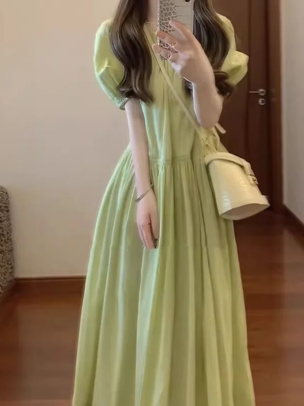 

Новое летнее женское платье с круглым вырезом, приталенное, в простом французском стиле, с короткими рукавами-буфами.