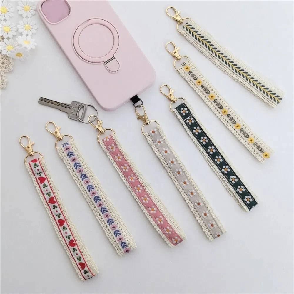 

Sweet Anti-Lost Lace Wrist Strap Colourful Pendant Ethnic Style Lanyard Ethnic Style Cloth Flower Keychain Bag Accessories