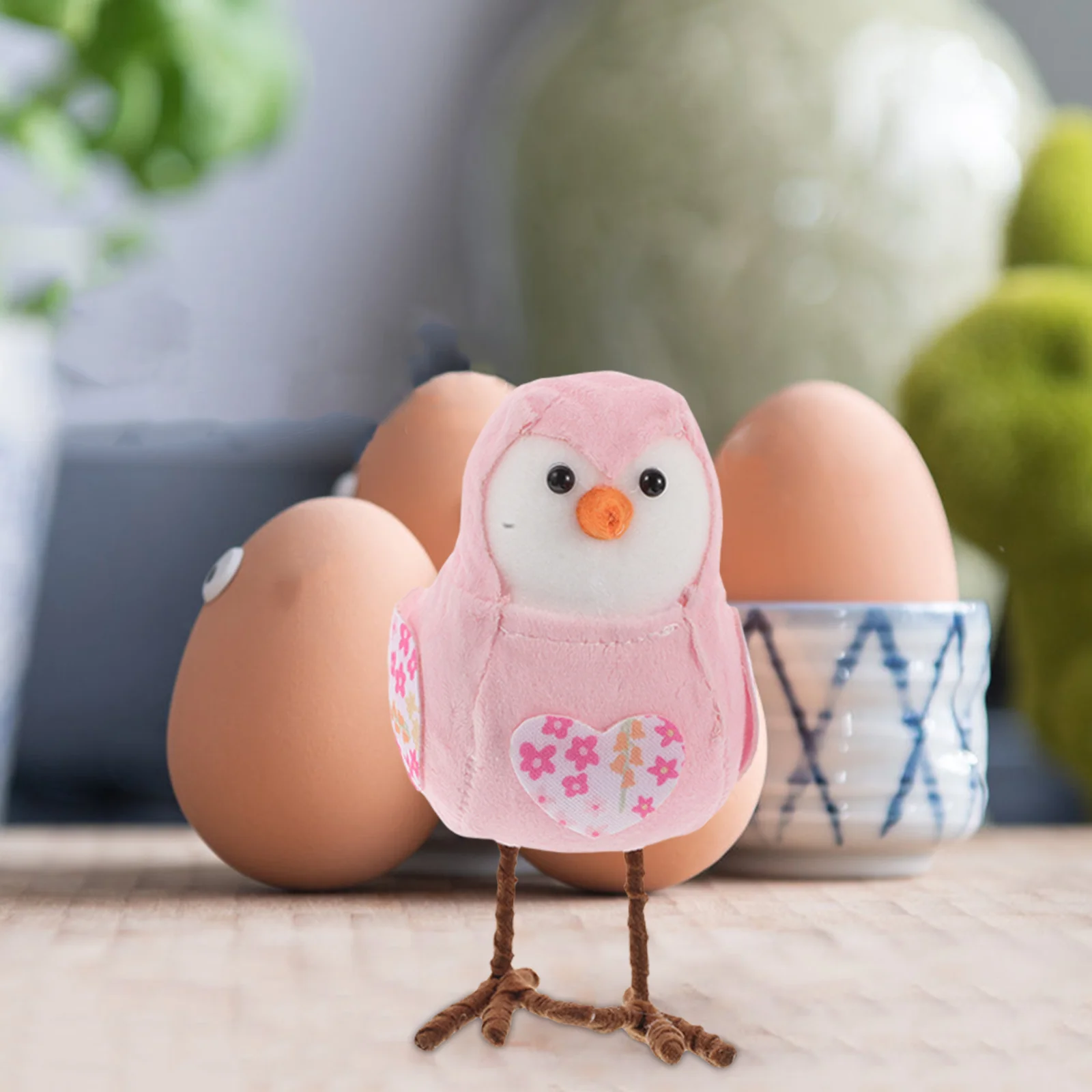 

Easter Bird Ornaments Set of 3 Lifelike Simulation Birds for Table Centerpiece Decorative Shelf Accents Festive Home Atmosphere