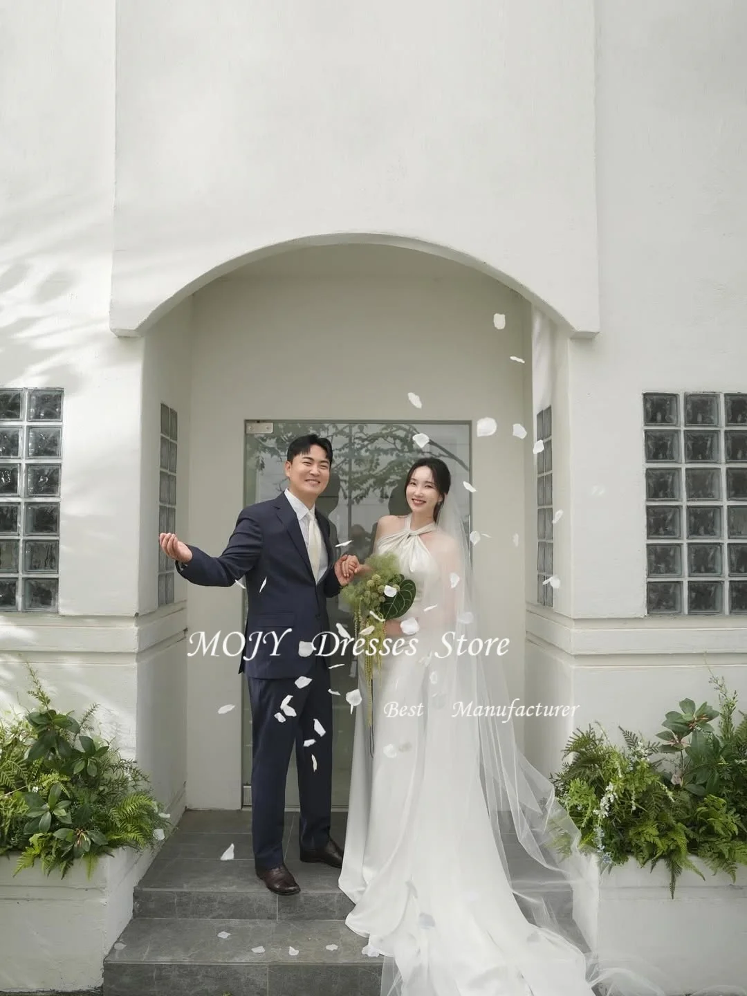 Mojy Fairy Tüll Brautkleider Fotoshooting Korea Blumen Neckholder Zug Garten Brautkleider Korsett Maßgeschneidert