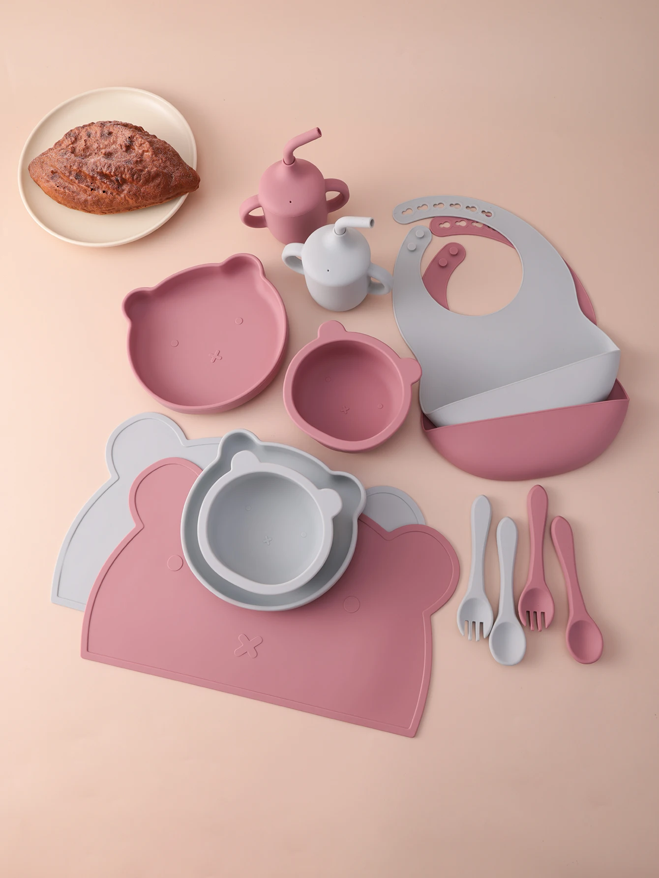 7PCS Baby Silicone Self Feeding Tableware Set Suction Plate Bowl Straw Cup Placemat Bib And Spoon Fork Toddler Eating Supplies