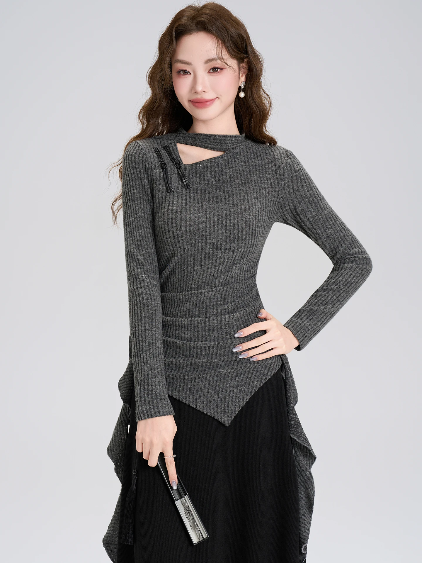 

Женский вязаный топ с длинными рукавами и асимметричным вырезом, черный, с эффектом утяжки на талии, в французском стиле, для повседневной носки, коллекция ранняя весна