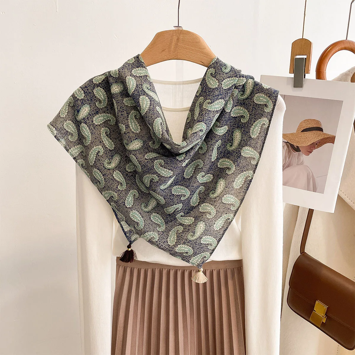 

Women Scarf Stylish Headscarf Luxury Hijab Shawl Wraps Neckerchief Bandana Turban Ribbon Headband Hair Bands Foulards