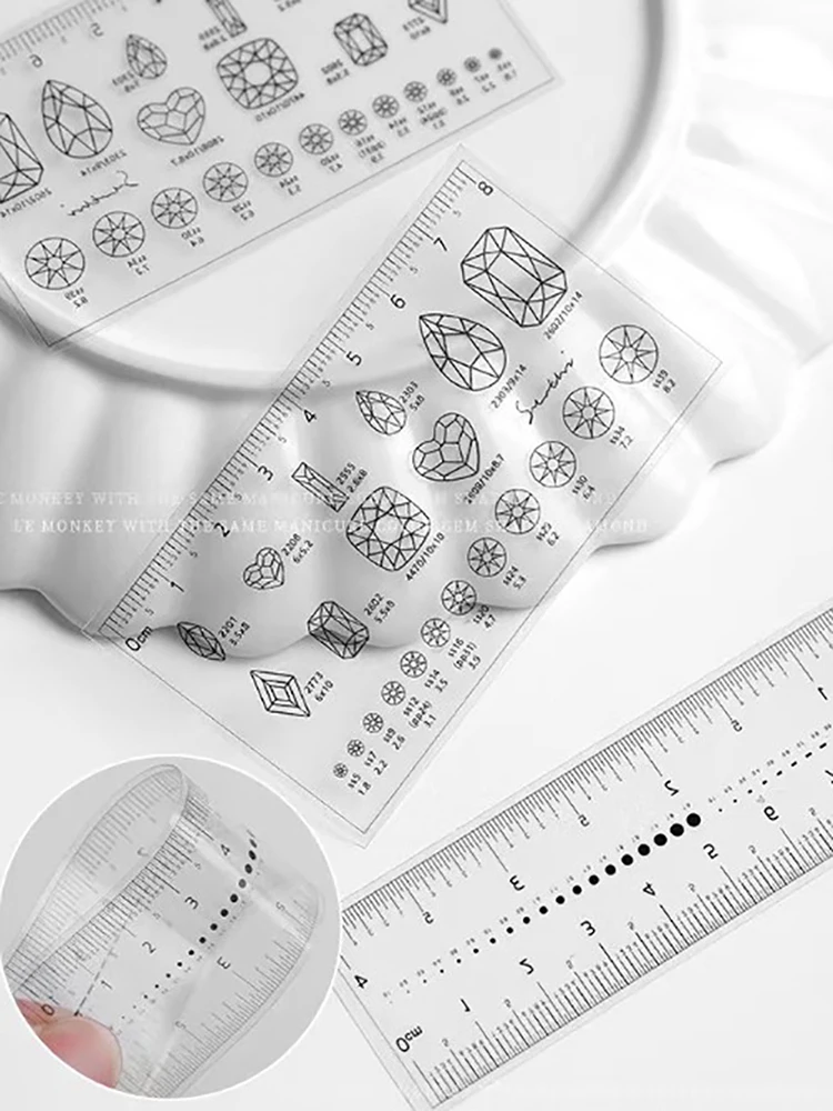 Nail Measure Easy Ultra-Thin Soft PVC Ruler Manual Fake Nails Measuring Size Transparent Map Caliper Ruler Nail Art Tool