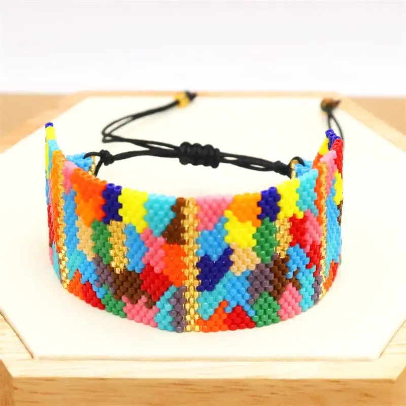 

2021 hot-selling stylish and simple European and American cross-border bohemian miyuki rice beads hand-woven geometric bracelet