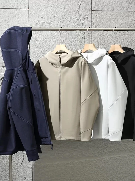 

Высококачественная мужская куртка Softshell серии V с полностью проклеенными швами, 3D-кроем, ветрозащитная, водонепроницаемая, всесезонная, с капюшоном