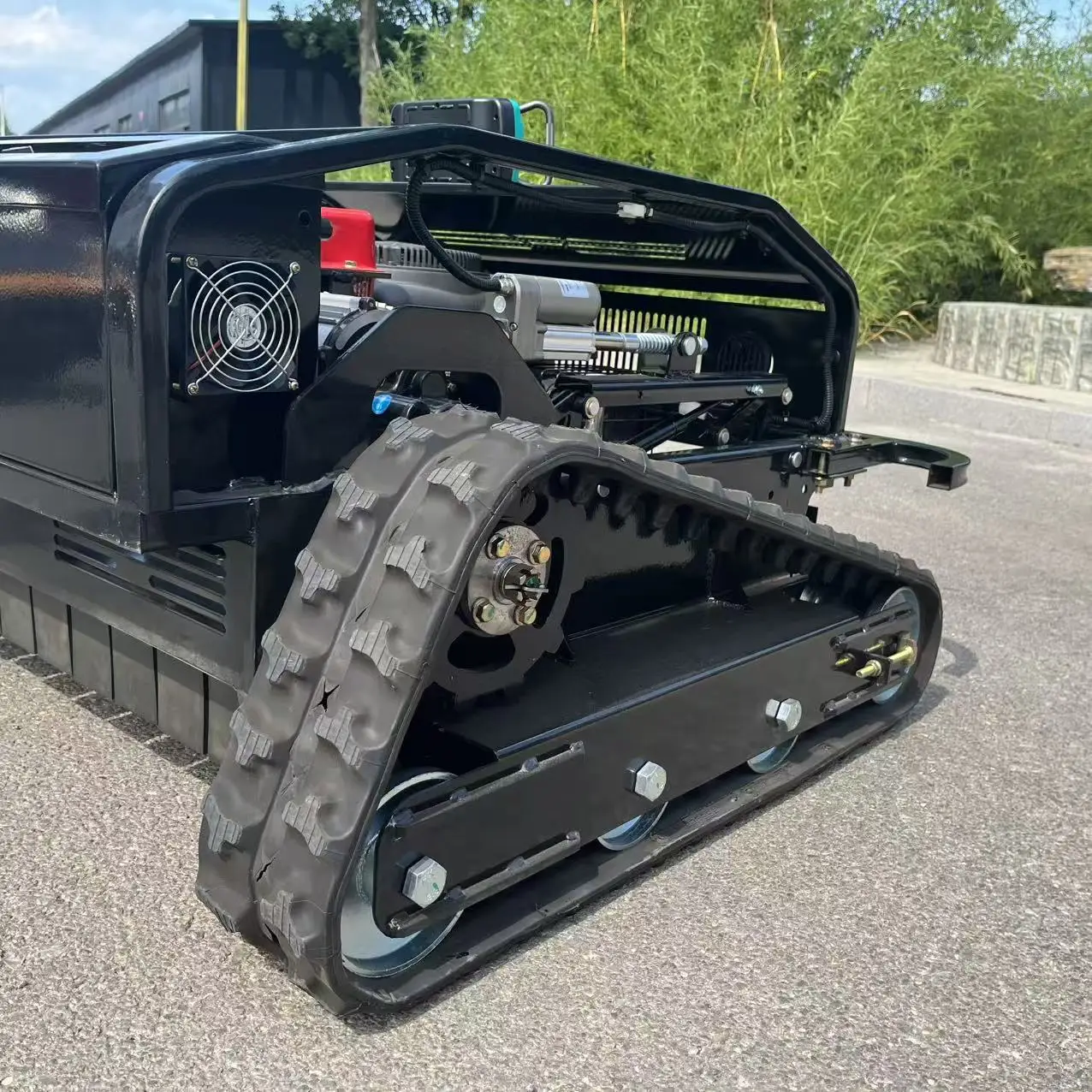 최대 800mm 등판 능력, 60도 등판, 가정용 원격 제어 잔디 깎는 기계, 원격 제어 리프팅 팁(20-150mm) 맞춤 지원