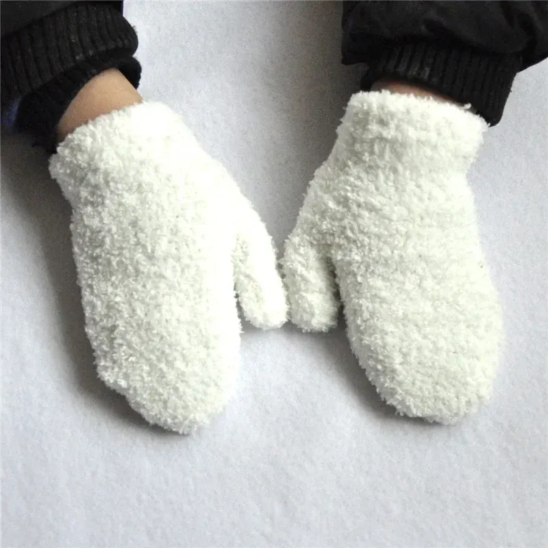  Warmom Plush Thick Warm Baby Gloves Winter Plus Velvet Mittens Children Kid Coral Fleece Full Finger Gloves for 1-4Y Kids Gloves 