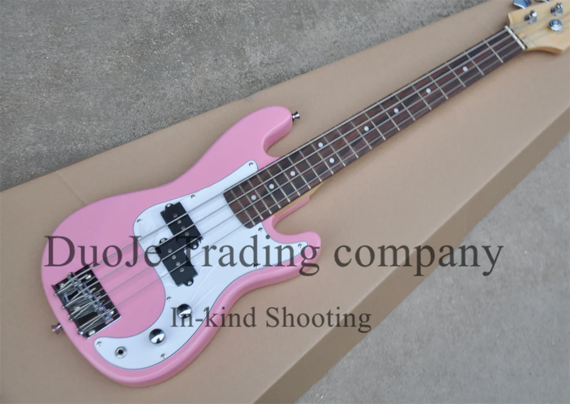 Kids Electric Bass Pink body Rosewood fingerboard Maple neck Total length 92cm can be changed color