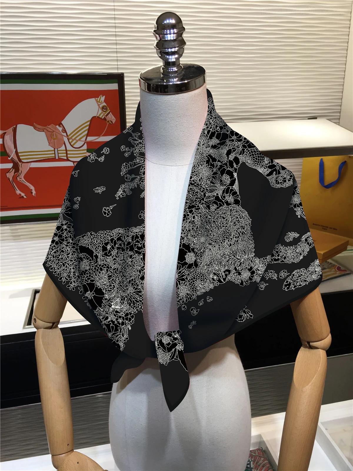 90cm Fashion Hot Horse Twill Silk Scarf Shawl 2024 Brand Square Scarf Women Hijab Luxury Bandana Foulard Neckerchief Head Scarf