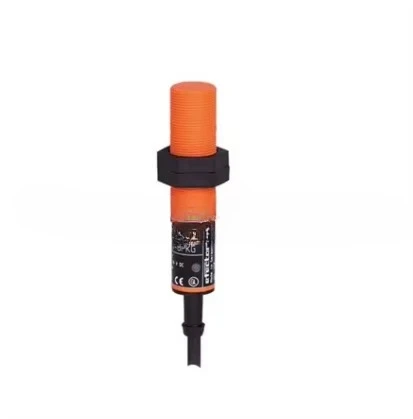 Inductive proximity switch IA0018