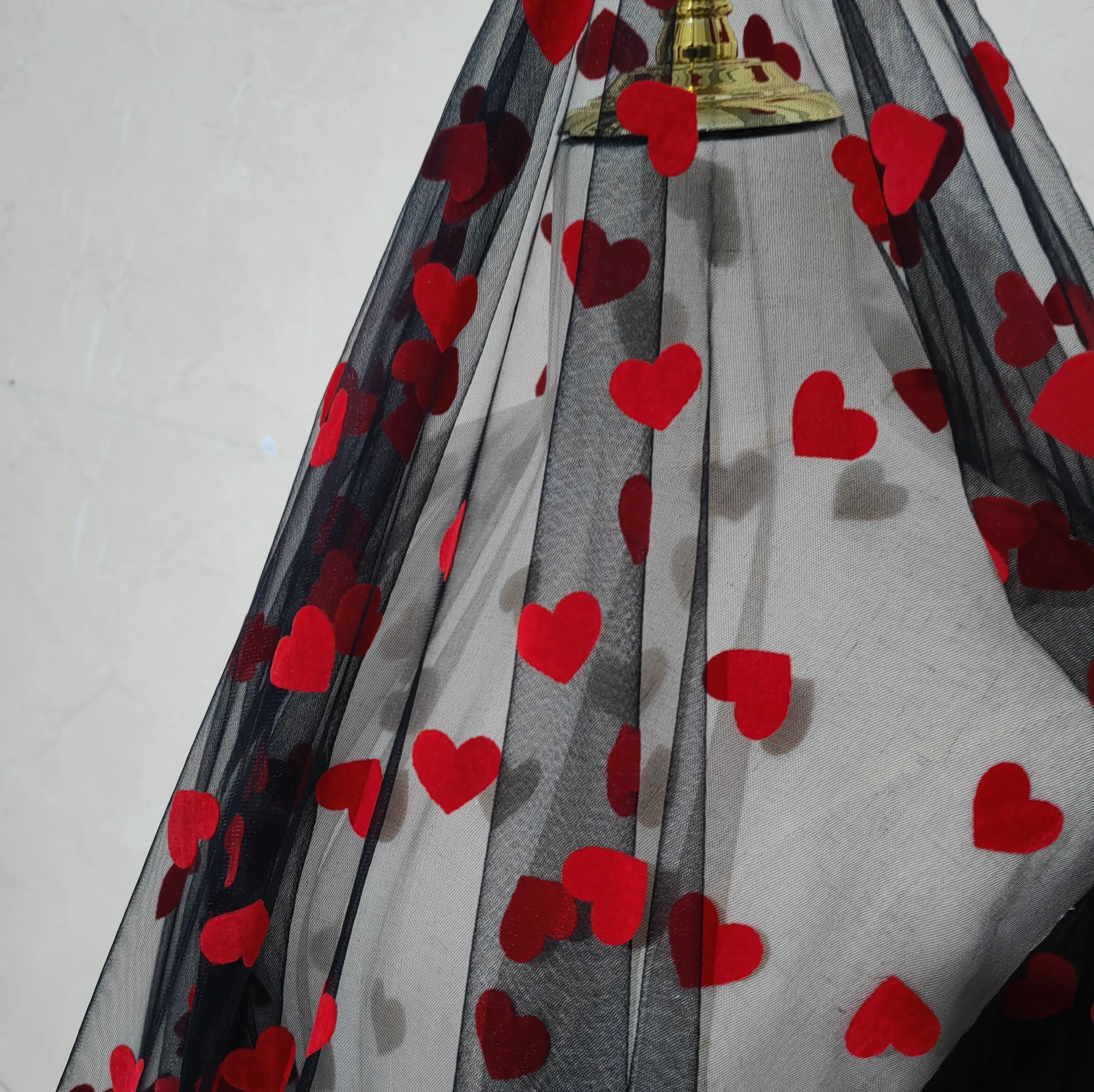 Soft and Exquisite Red Heart Fateful Point Knitted Tulle Fabric Clothing Wedding Dress Shirt Dress Decorative Sewing Mesh Fabric