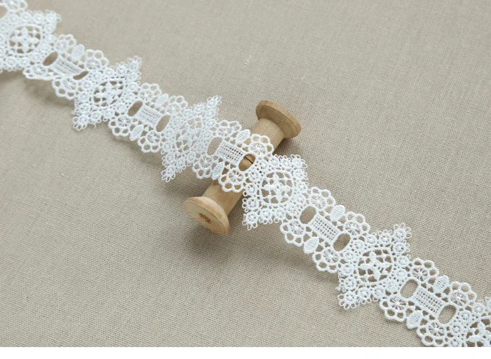 Width:4.5cm (1.80 inch) Rose Design Lace Water Soluble Lace Trims for Garment Lace Sewing Accessories (ss-645)