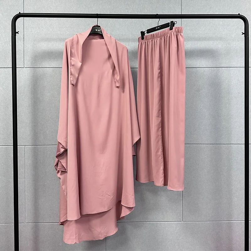 

Islamic Clothing 2023 Spring Summer Elegant Muslim Women Polyester Solid Color Two Pieces Sets Abaya and Skirts Muslim Sets