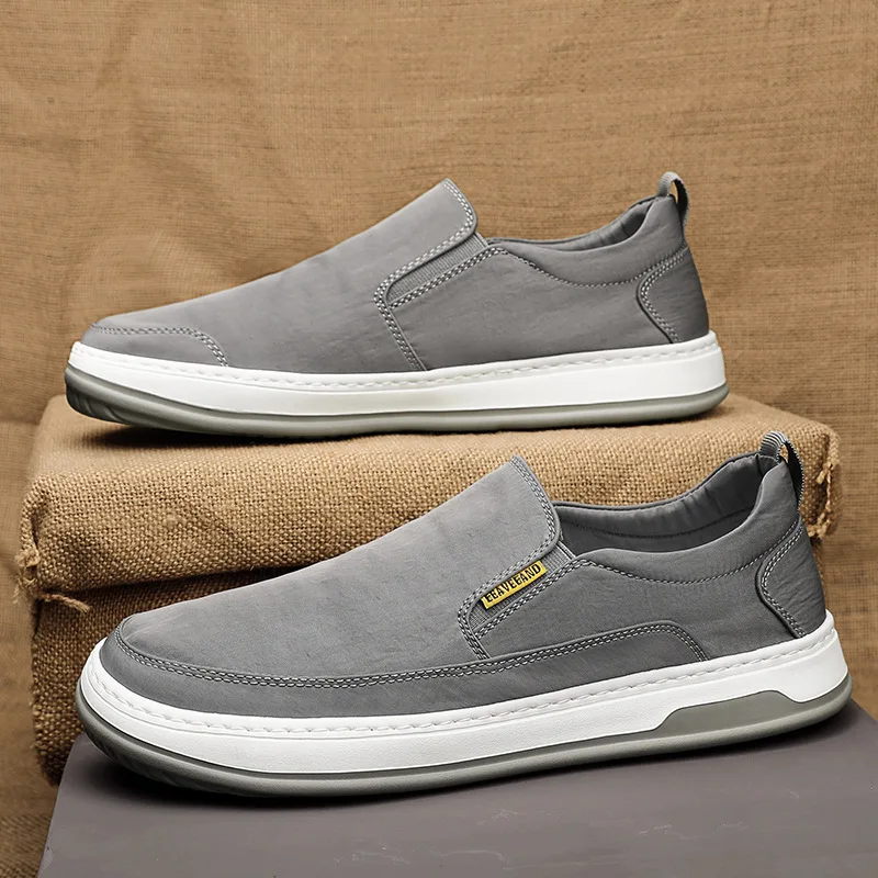 

New Designer Canvas Shoes for Men Summer Comfortable Ice Silk Breathable Sneakers Outdoor Men's Flat Casual Driving Shoes 2025