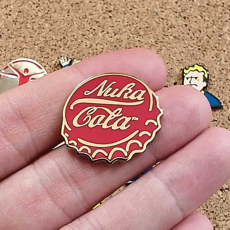 ألعاب أفلام الرسوم المتحركة الصلبة المينا دبابيس التلبيب دبابيس شارات على ظهره اكسسوارات للمجوهرات دبابيس الموضة الملحقات #2