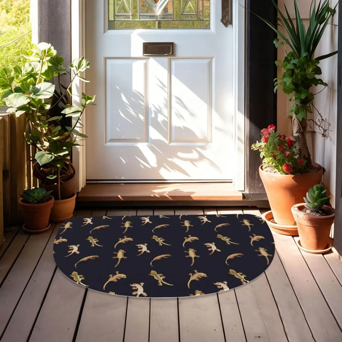 Cute Little Crested Geckos Soft Flannel Half Round Doormat Non Slip Bathroom Mat Absorbent Floor Carpet for Garage