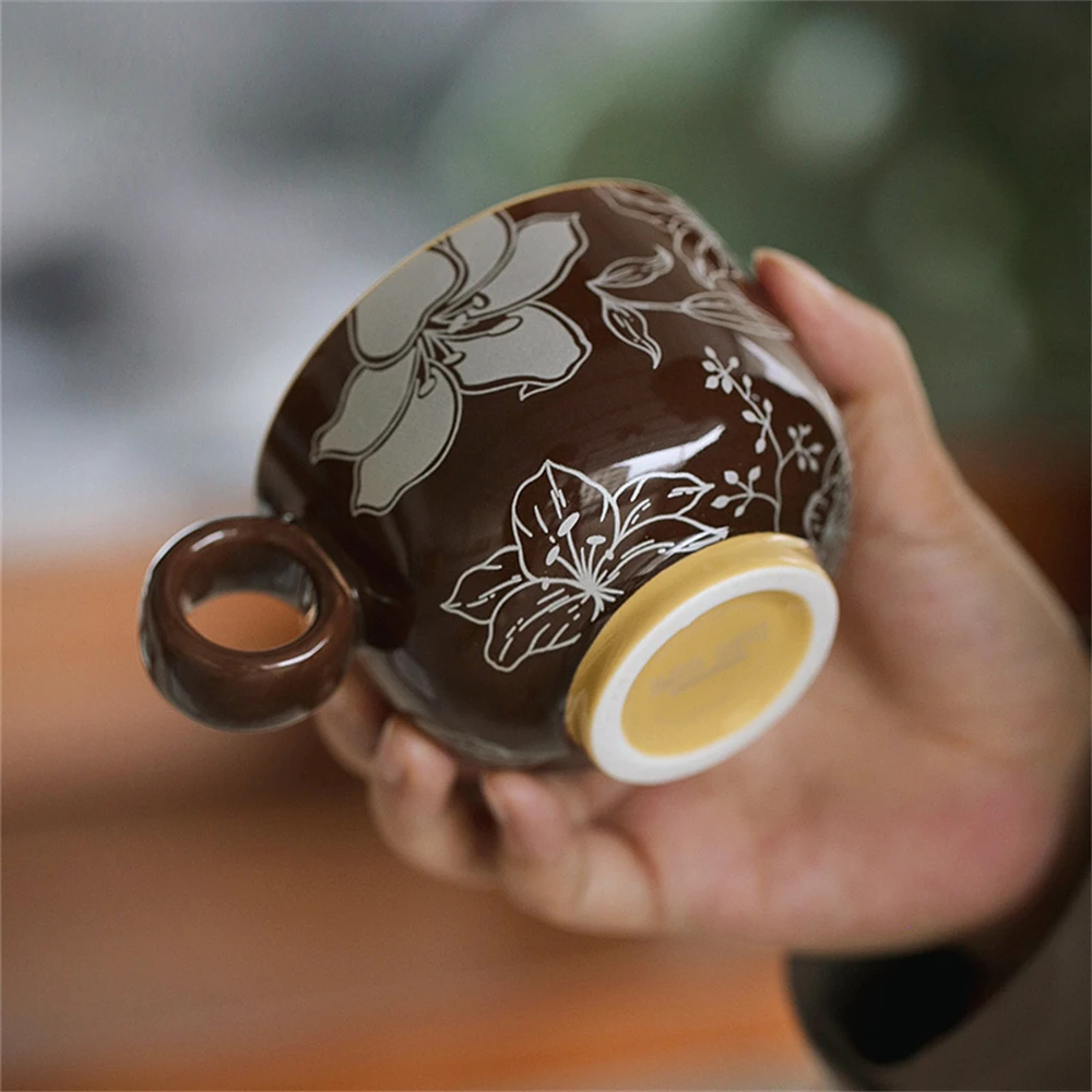 الإبداعية الجديدة الصينية القدح عالية اللون قيمة لوازم المطبخ فنجان القهوة لاتيه الفاوانيا ليتشي زنبق البنفسجي المطبوعة كوب سيراميك 210 مللي