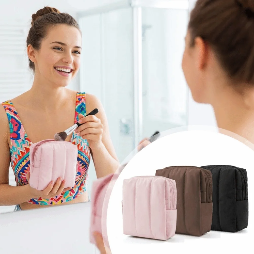 Waterproof Cosmetic Organizer Side Pocket Zipper Closure Makeup Bag Portable Large Capacity Quilted Makeup Bag Women