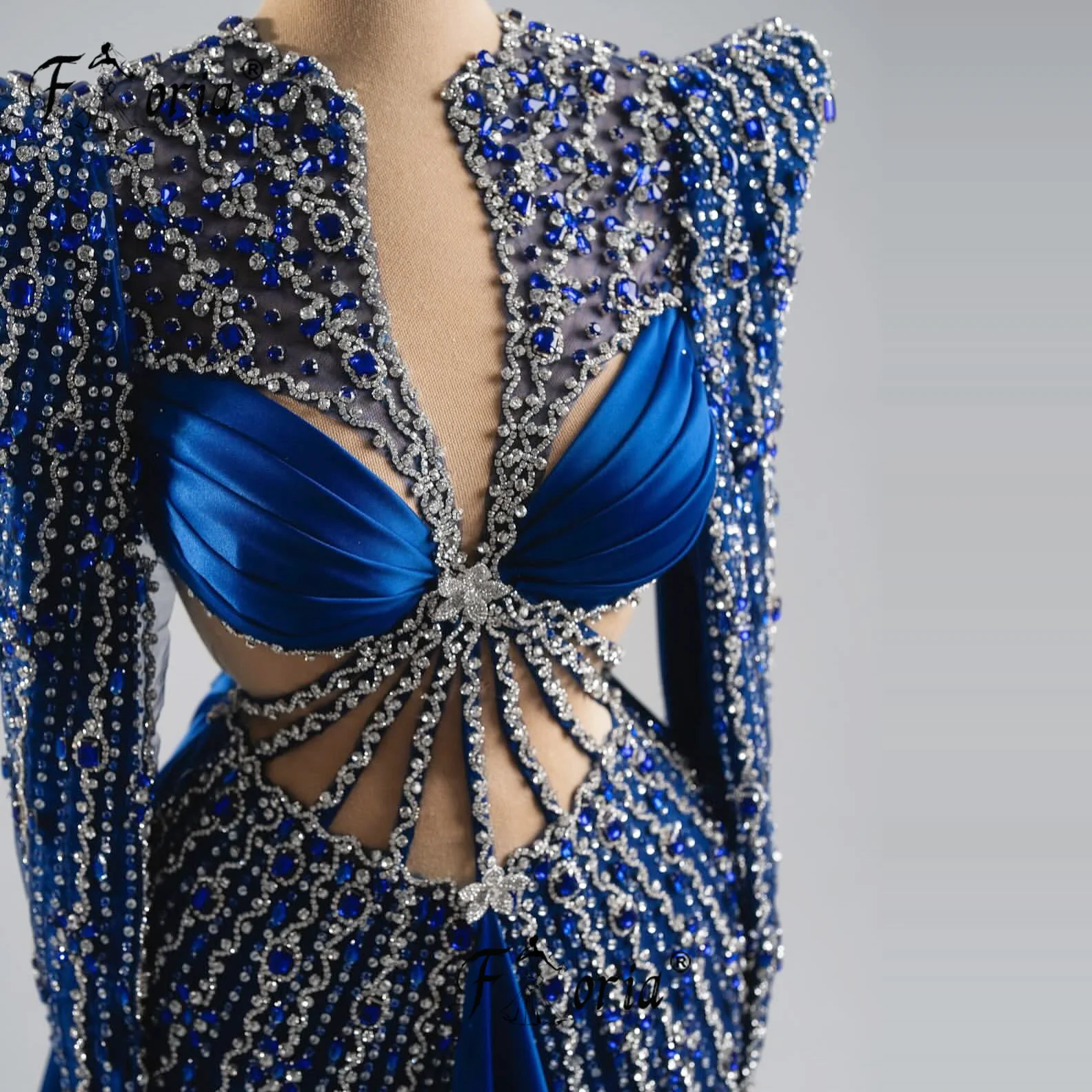 Elegancka suknia wieczorowa typu syrena, cała wysadzana koralikami, z odpinaną spódnicą, niebieskie kryształowe cyrkonie, suknia balowa w stylu Dubai 2025, suknia na przyjęcie.