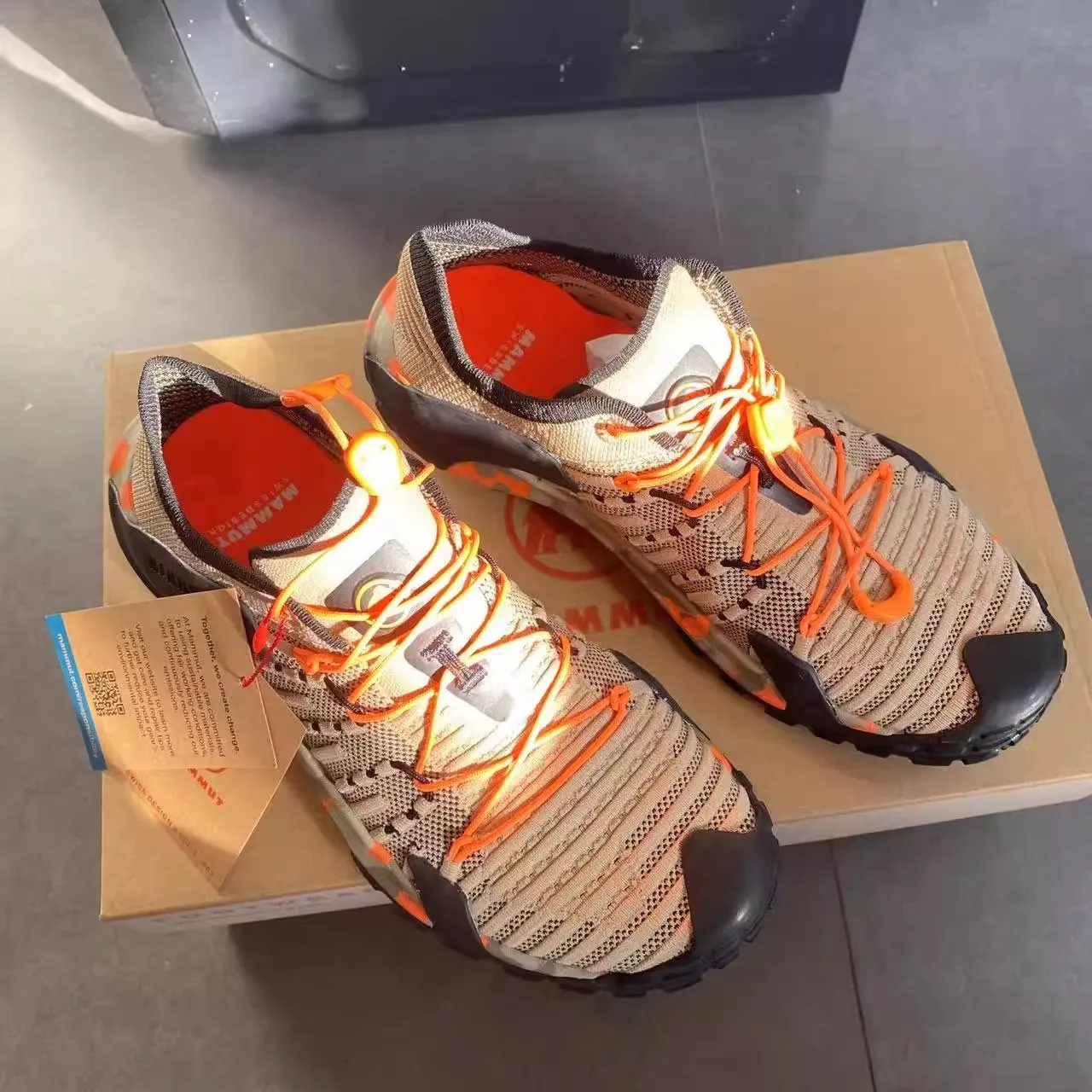 Mens Outdoor Breathable Sandals Lightweight Anti-slip Casual Trend Comfortable Soft and Stable Men's and Women's Sandal Slippers