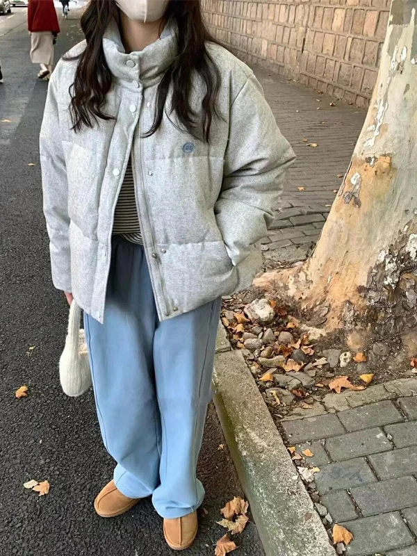 

Зимнее утепленное женское пальто в корейском стиле с воротником-стойкой, теплое серое хлопковое пальто свободного кроя, модная универсальная верхняя одежда, куртка