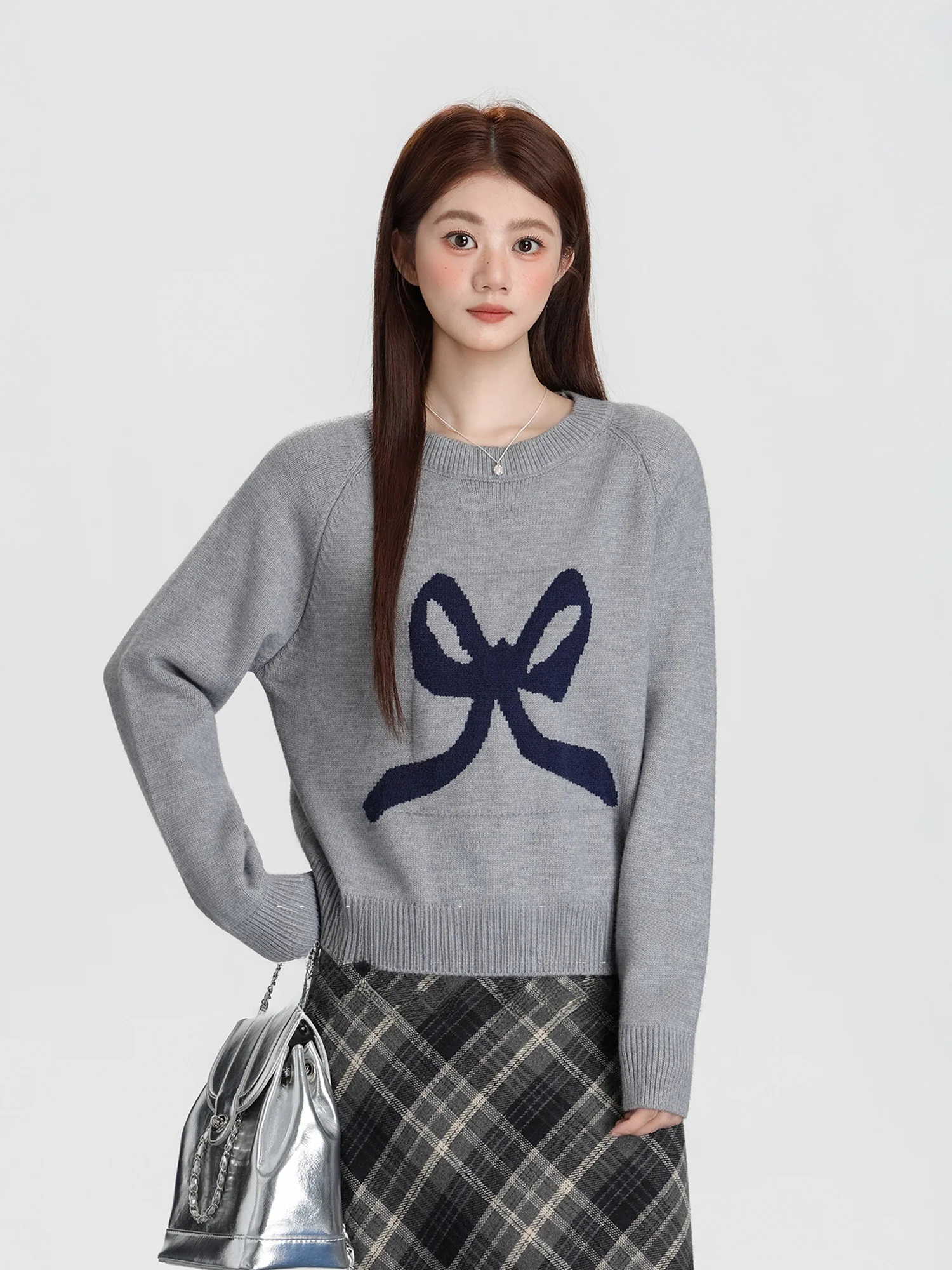 

Женский вязаный джемпер с бантом, мягкий и уютный, свободного кроя, базовый слой, корейский стиль, с длинными рукавами, стандартный крой, осень-зима