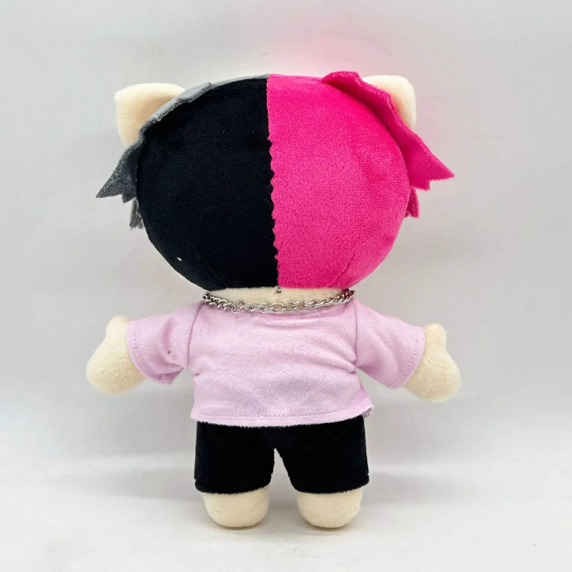 Peluche Chat ChimPunk avec Tatouages et Cheveux Roses, Cadeau Unique pour Collectionneurs et Gérants