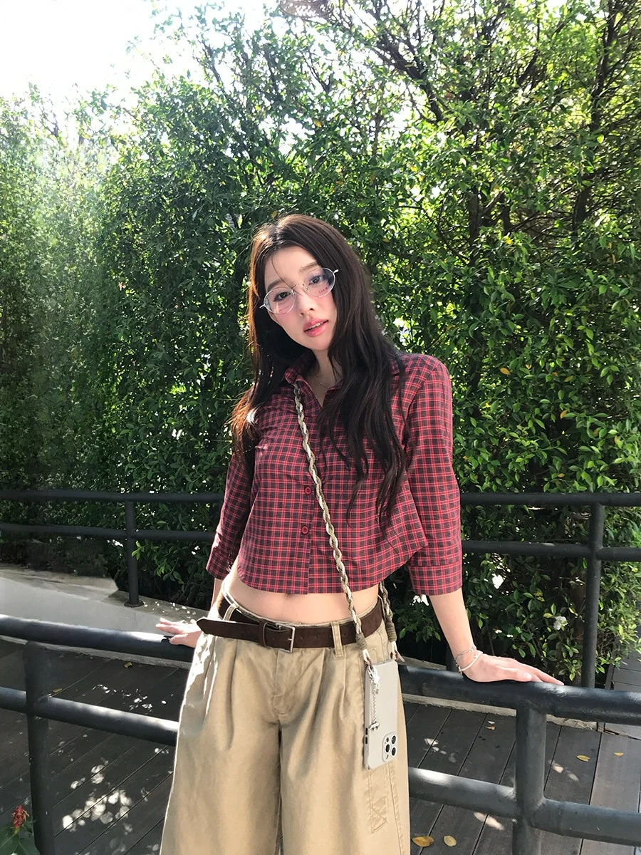 

Женская повседневная рубашка Sinbounboun в красную клетку с одной пуговицей и отложным воротником, из хлопка и полиэстера, весенняя коллекция