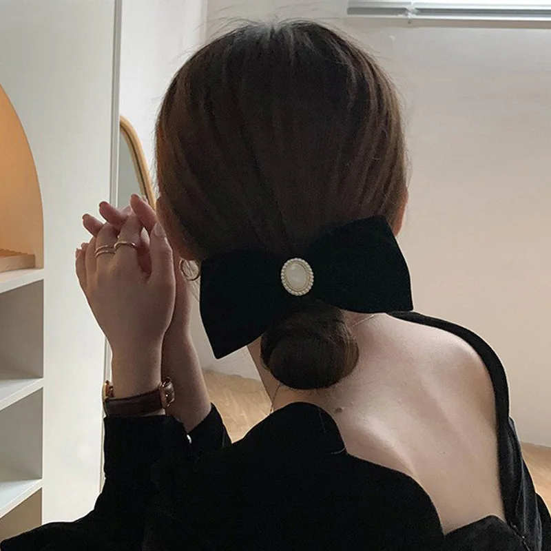 1pc Korean Pearl Bow Spring Hair Clip Back of Head Ponytail Holder Elegant Daily 2026 New Fashion Hair Accessory
