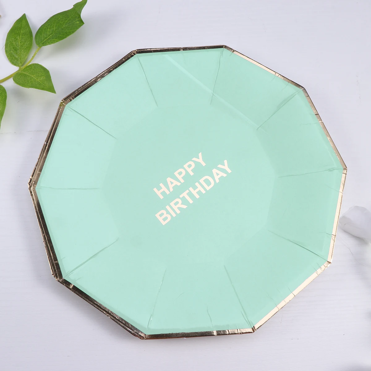 

16pcs Disposable Paper Dinnerware Set Cake Plates Cups and Straws Party Supplies (Mint Green)