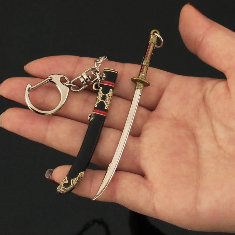 9cm/3,54 pulgadas Arena Breakout Mini bordado Crazy Ling juguete cuchillo aleación vaina modelo llavero colgantes periféricos armas escritorio