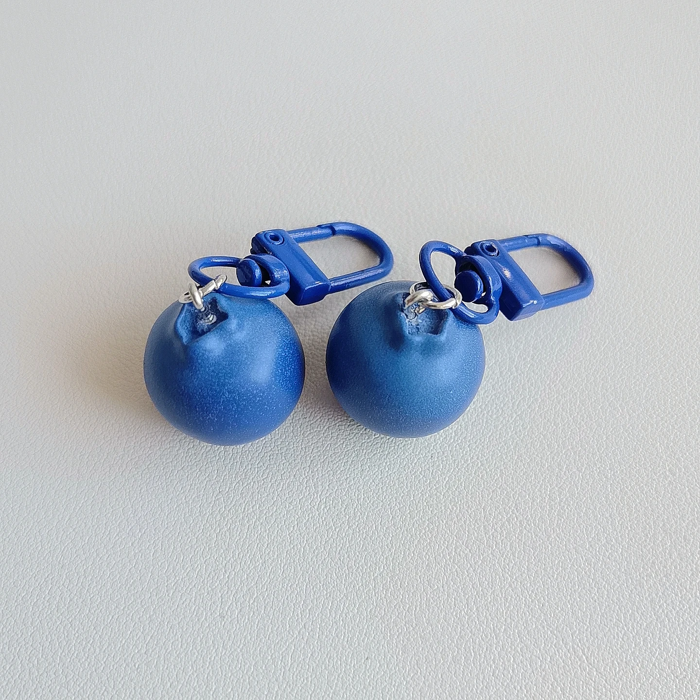 Cute Resin Simulation Fruit Keychain Blueberry Key Ring Pendants for Women Girls Handbag Decor Kid's Jewelry Gifts