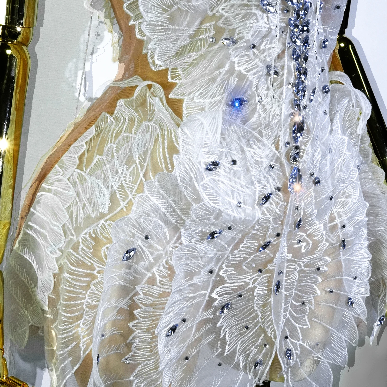 แฟชั่น Rhinestones ชุดผู้หญิงสีขาวเซ็กซี่ตาข่ายโปร่งใสมินิชุดวันเกิดไนท์คลับฉลองเครื่องแต่งกายประสิทธิภาพ