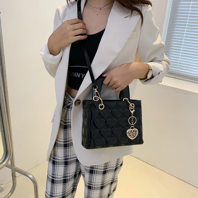 Fashion Handbag Women Brand Luxury Totes Heart-shaped Pattern Classic Quilted Square Handle Bag Women Crossbody Shoulder Bags