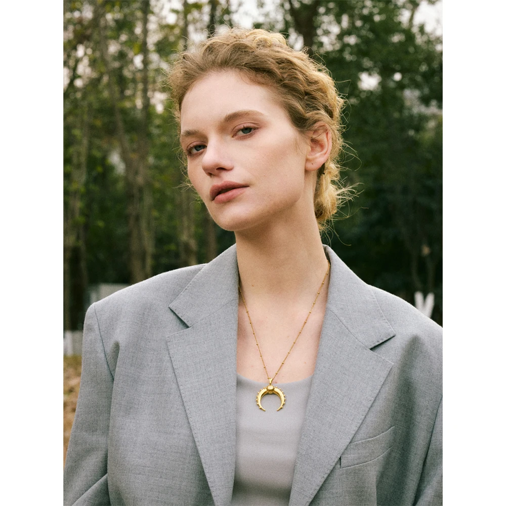 Yhpup 50+7CM Fashion Stainless Steel Metal Moon Charm Pendant Necklace 18K Gold Color Plated Waterproof Collar Jewelry Gift