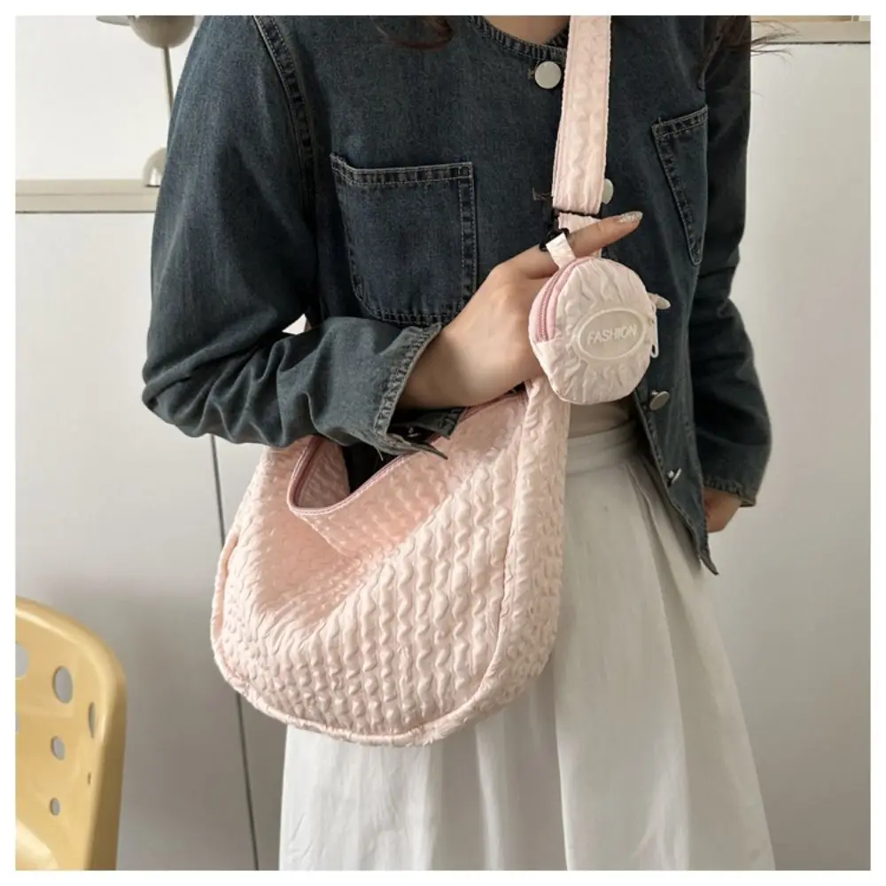 Nylon Crossbody Bag Ruched Design Satchel Bag Shoulder Bag Pleated Cloud Bag Korean Style Bag for Girl Women