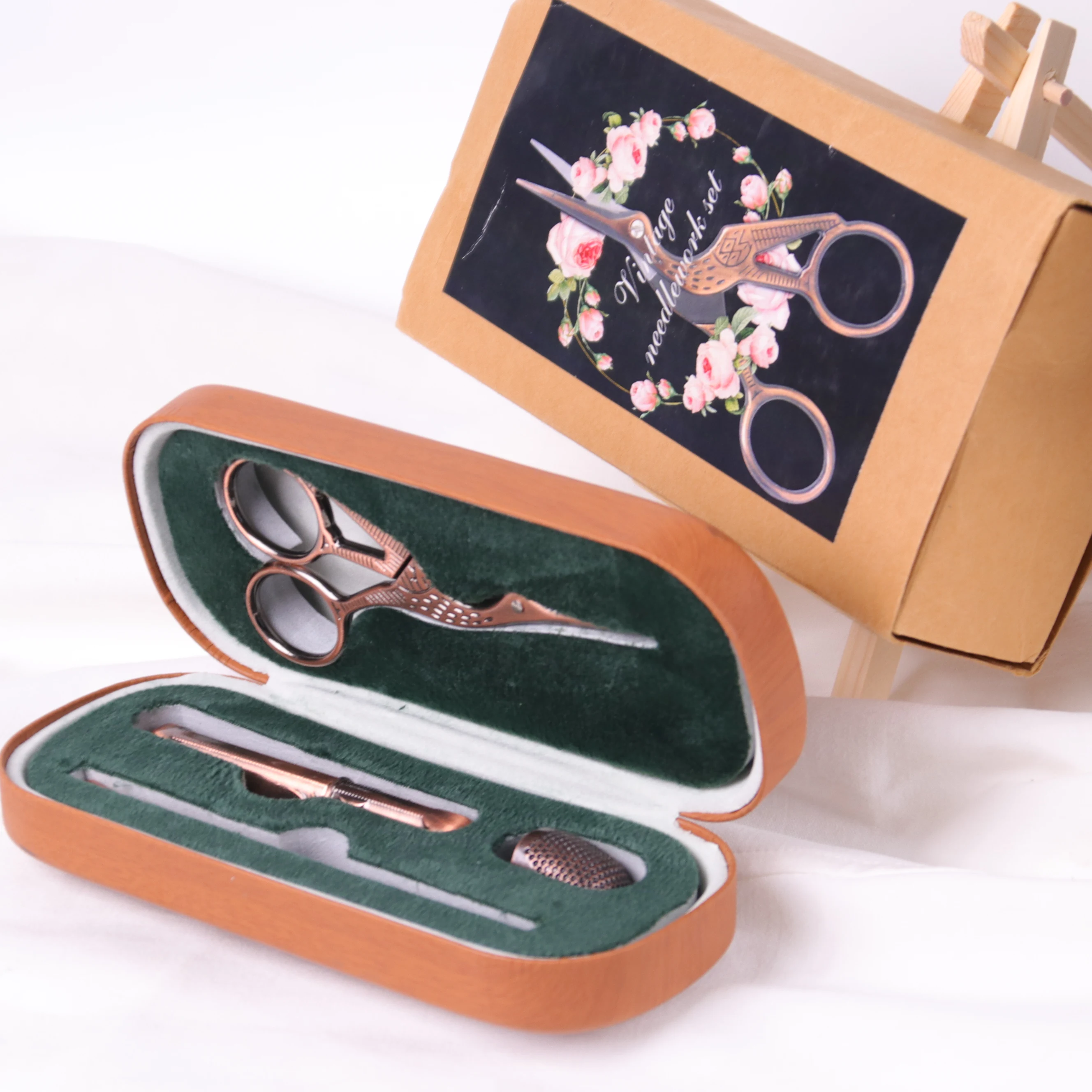 

Sewing Kit Box Vintage European Style Antique Embroidery Scissors Set Retro Sewing Diy Craft Supplies Needles Scissors Tools