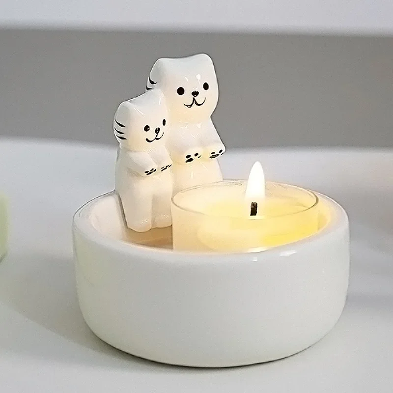 

Couple Kitten Candle Holder Cute Cat Ceramics Desktop Creative Aromatherapy Cartoon Candlestick Home Decoration 2025 New