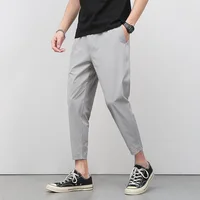 Pantalones cortos de seda de hielo para hombre, pantalón informal, transpirable, de marca fina, a la moda, de secado rápido, para verano, 2025