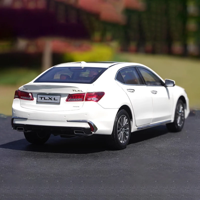 Original Diecast 1:18 Scale ACURA TLX-L Alloy Car Model Finished Product Simulation Toy Collection Gift Static Model Display