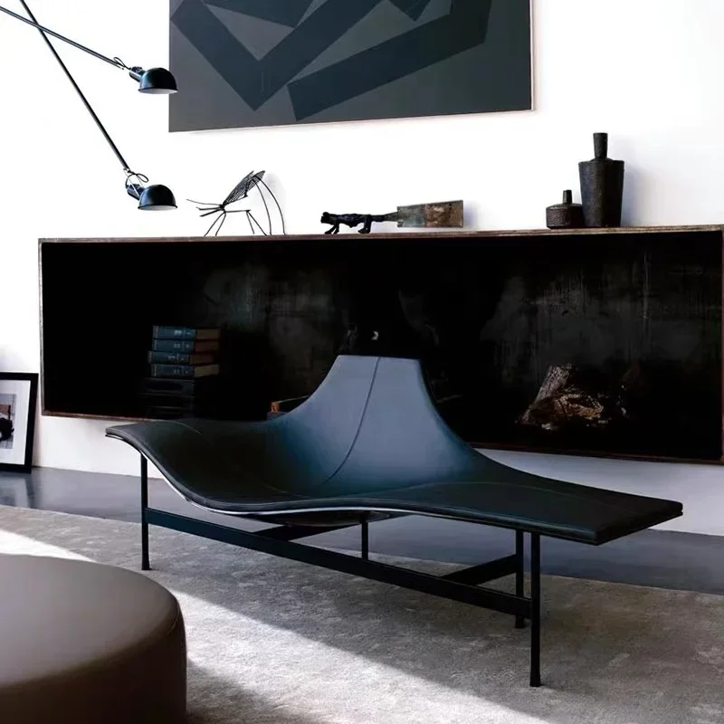 Modern Minimalist Nordic Light Luxury Special-Shaped Chair Villa Home Living Room Leisure Leather Chair image 4