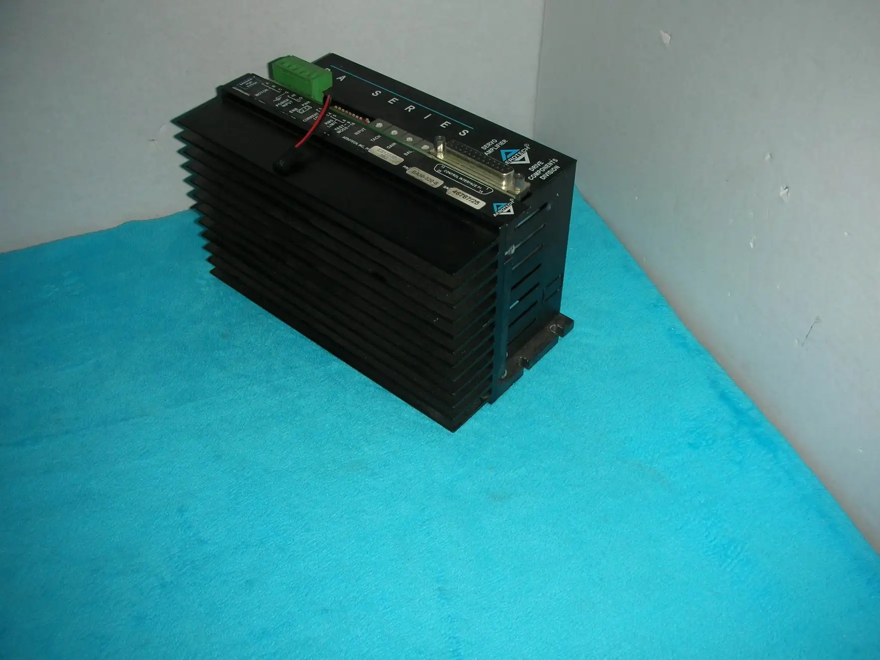 

1 шт. ★ BA30-320-S