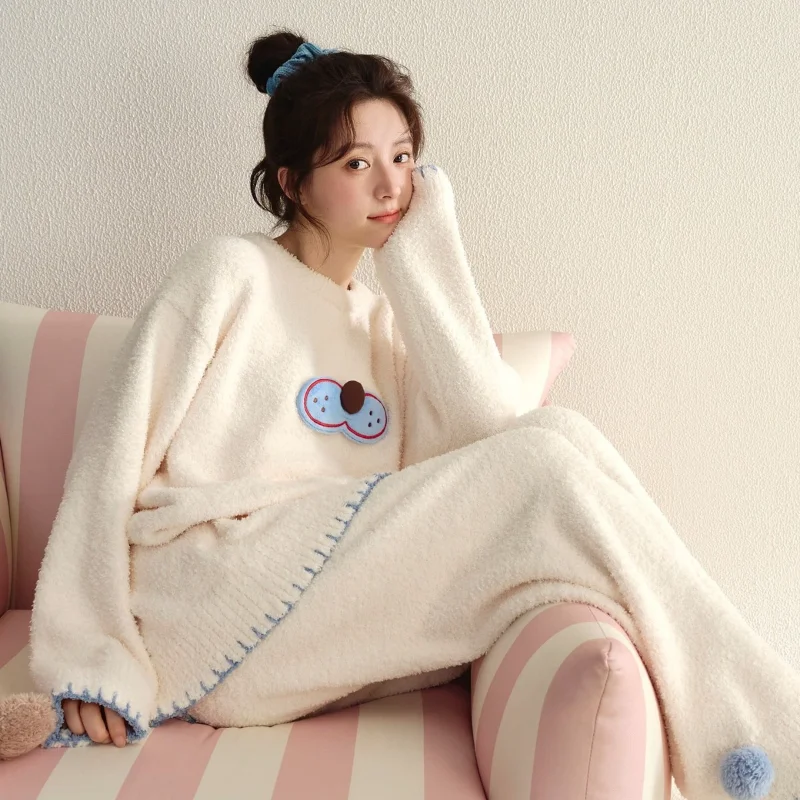 New Autumn and Winter Styles of Girls' Sleepwear Thickened and Warm Fashionable Women's Home Clothes Simple and Comfortable