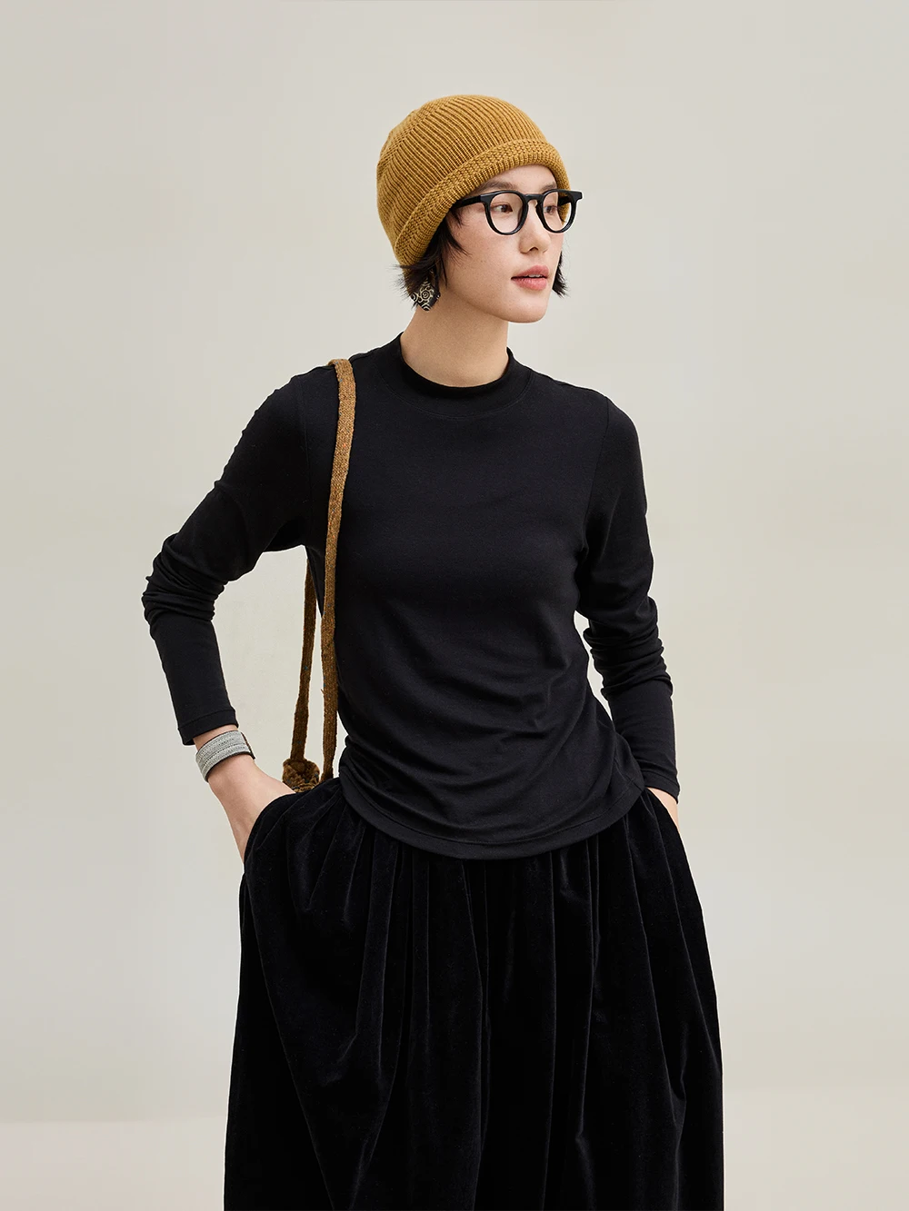 

Mallin, весеннее новое поступление, трикотажная футболка Long Sve, удобный универсальный базовый слой, маленький размер, воротник-стойка, повседневная одежда...