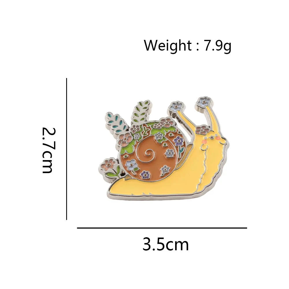 Adorable Floral Snail Enamel Brooch Cheerful Garden Animal Pin An Accessory For Jackets Rucksacks Or Hats A Nature-Themed Gift