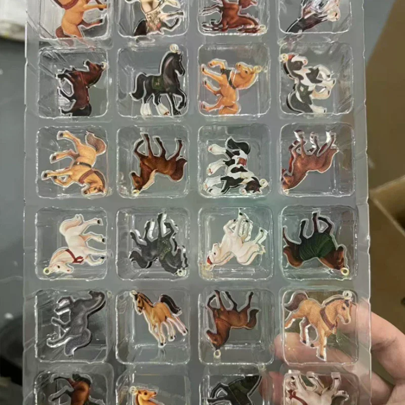 

2D плоский акриловый адвент-календарь с лошадками 2025: Набор для обратного отсчета до Рождества с 24 уникальными лошадьми для декора дома