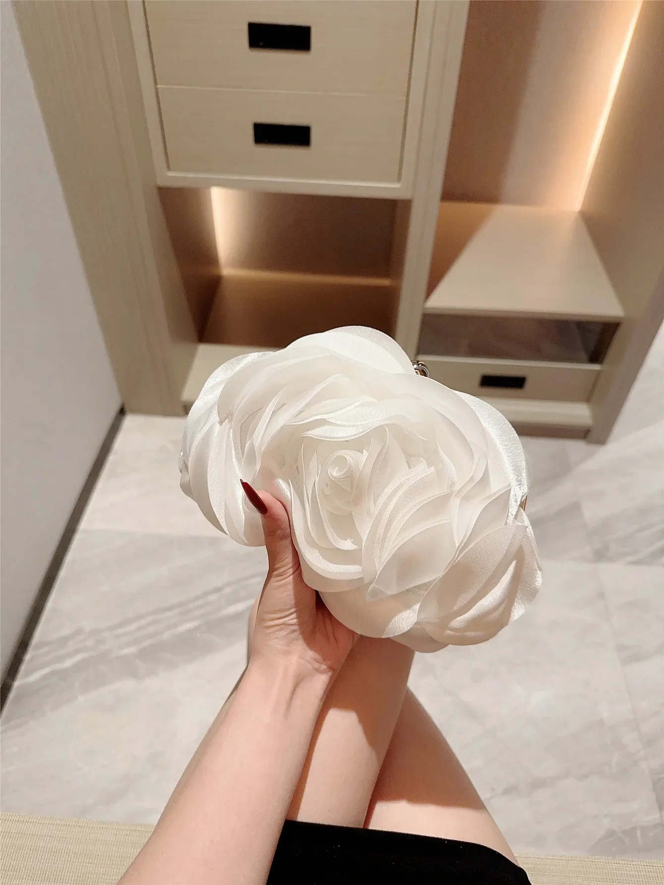 

New Dinner Bag Flower Clutch Bag White Romantic Wedding Bridesmaid Bag Dress Prom Bag Party Bag