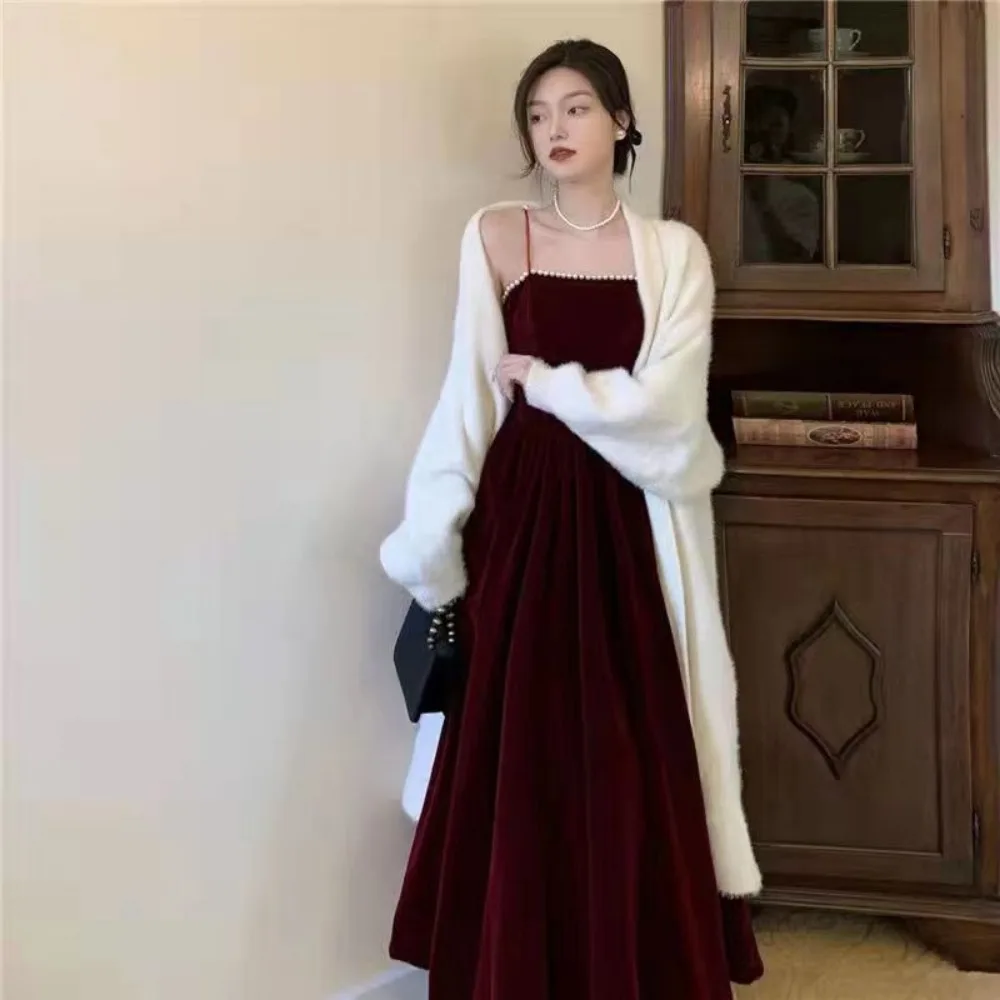 Velvet Spaghetti Strap Burgundy Midi Cocktail Dresses for Women 2024 Elegant Tea Length Prom Midi Dresses